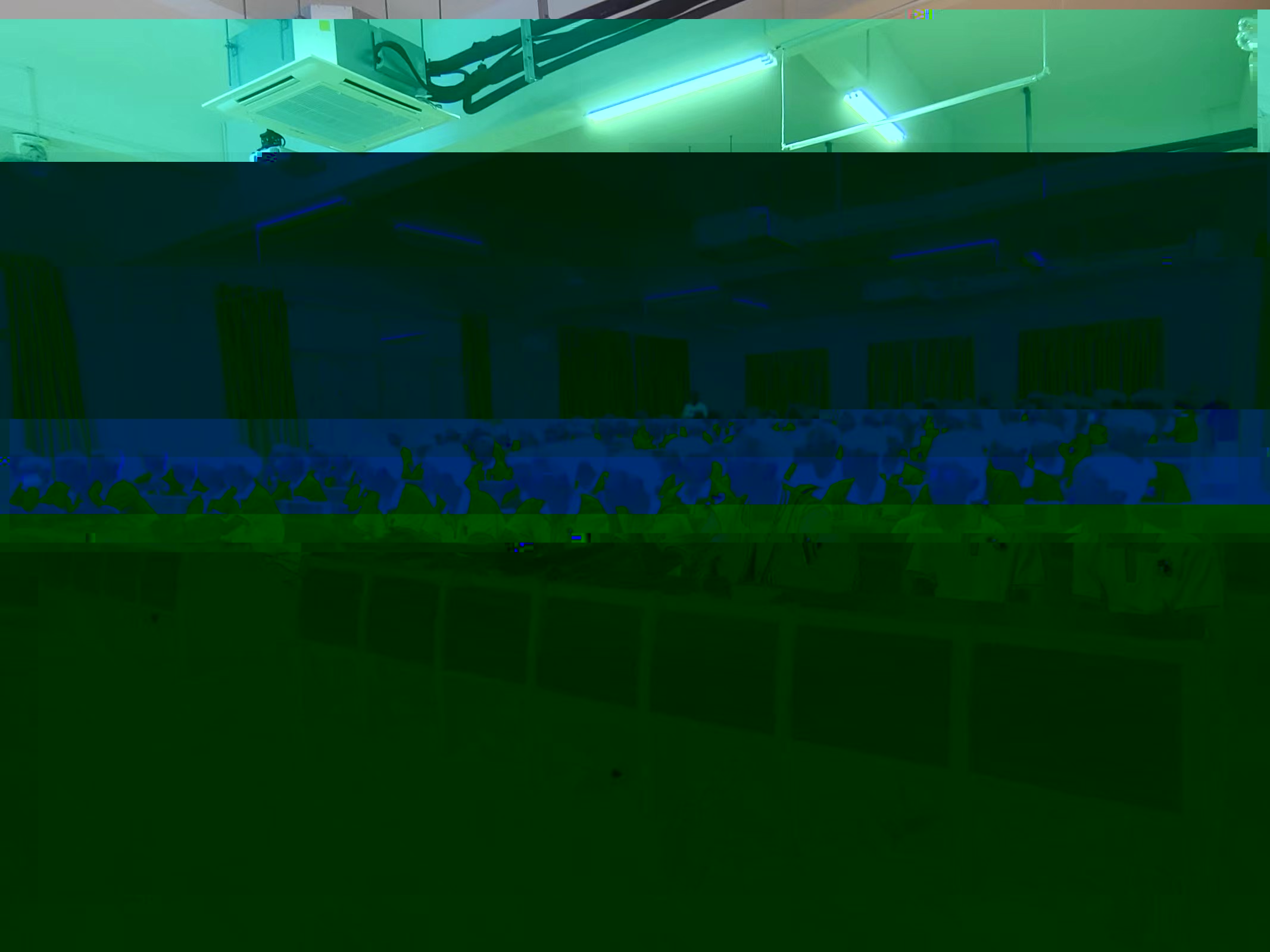 圖為22級本科新生認真聽講.jpg 圖為22級本科新生認真聽講.jpg