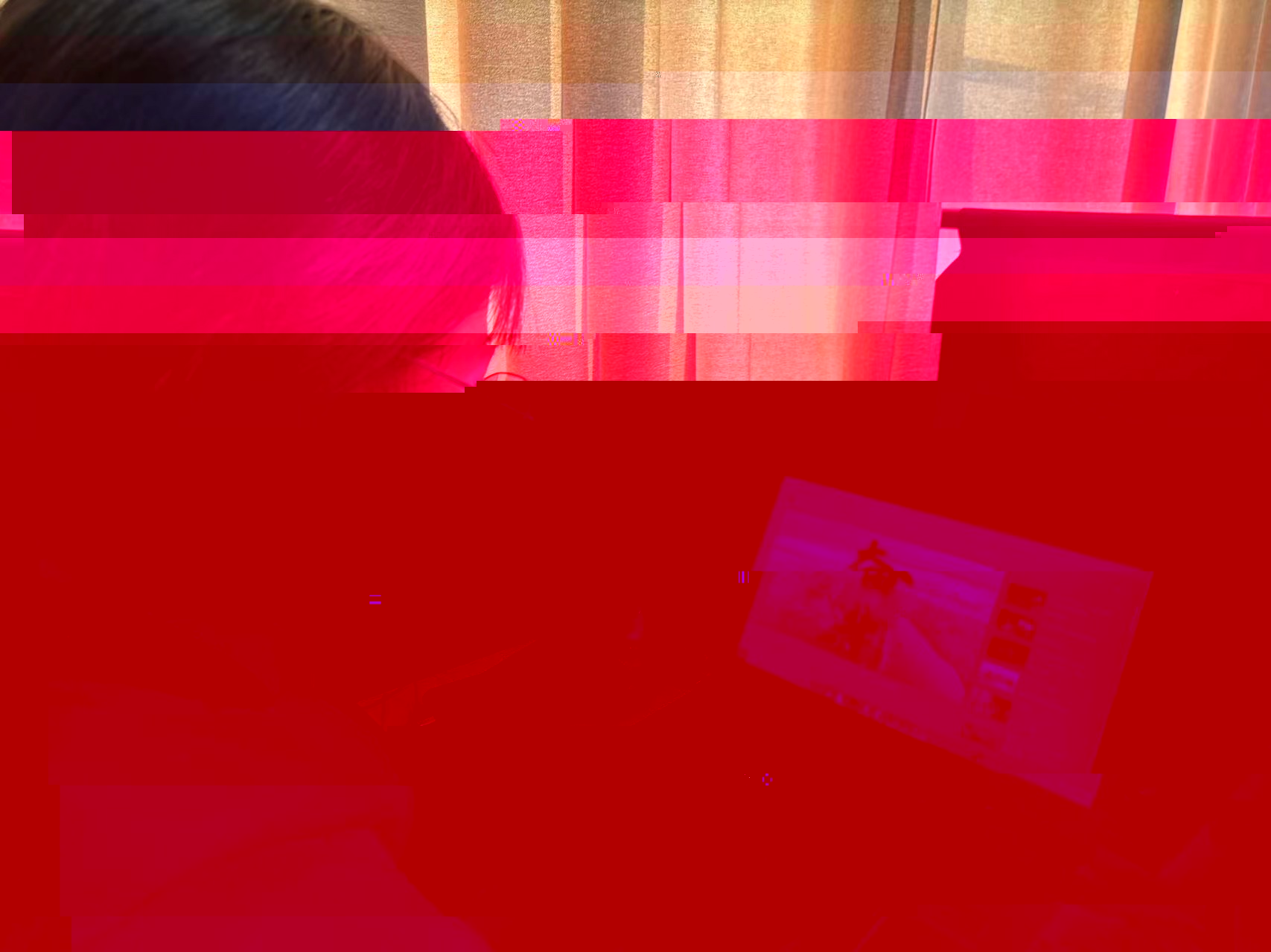 圖二為學生黨員觀看視頻.jpg